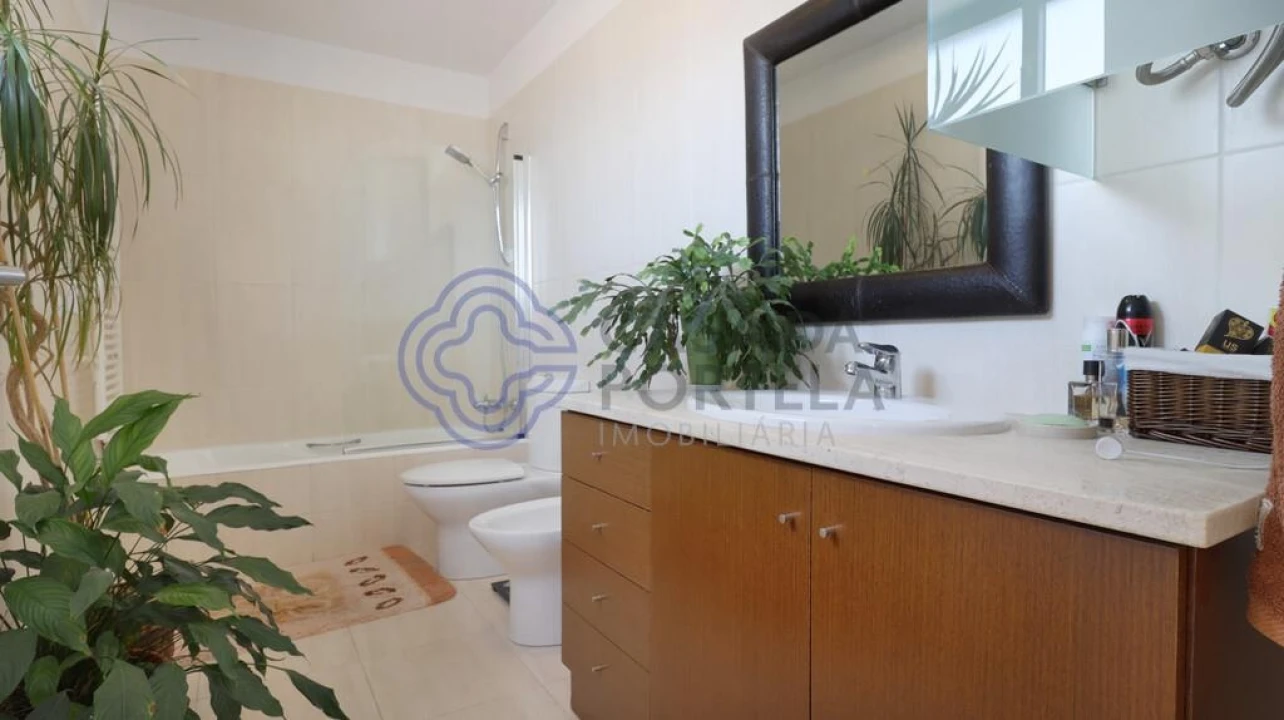 Apartamento T6 para Venda em Bonfim Foto 30