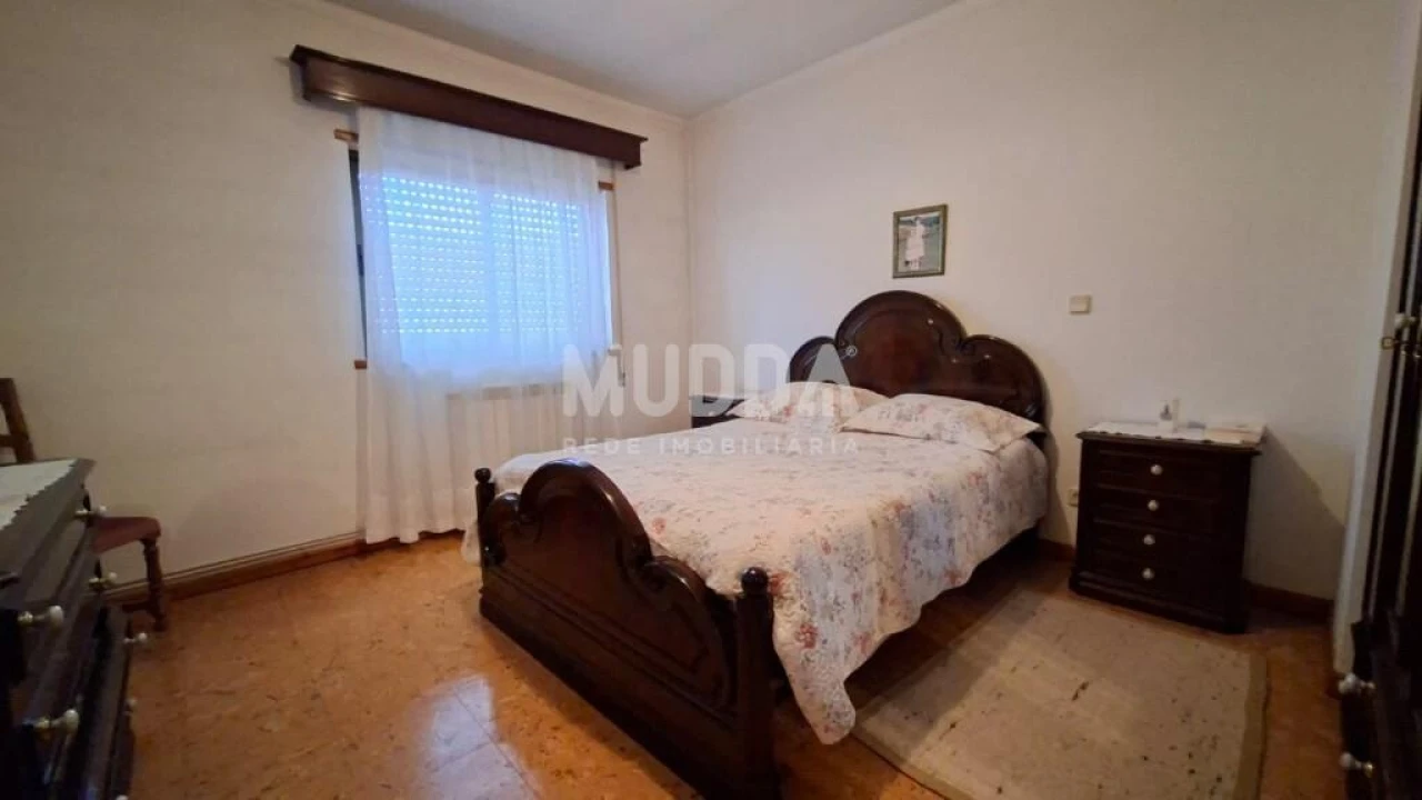 Moradia T3 para Venda em Sé, Santa Maria e Meixedo Foto 4