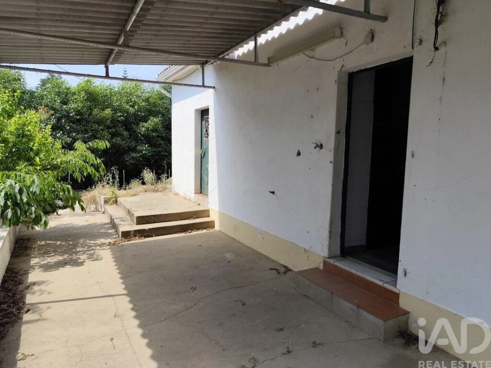 Moradia T2 para Venda em Sé e São Lourenço Foto 4