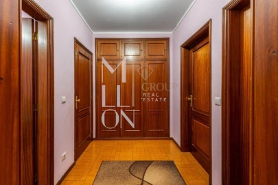 Apartamento T3 para Venda em Grijó e Sermonde