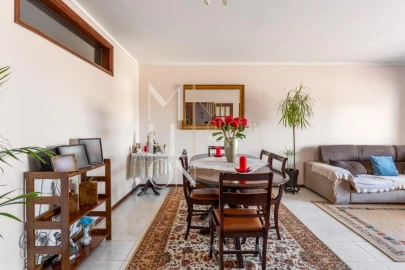 Apartamento T3 para Venda em Grijó e Sermonde