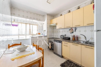 Apartamento T3 para Venda em Grijó e Sermonde