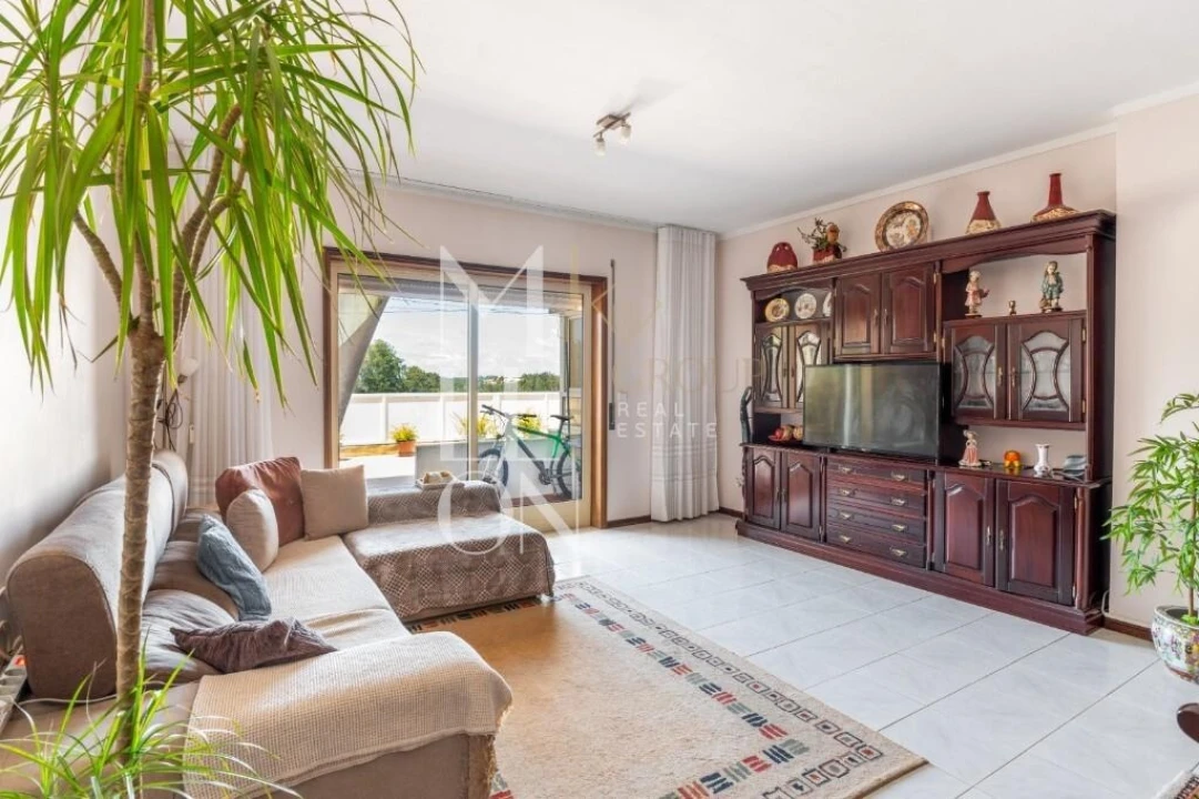 Apartamento T3 para Venda em Grijó e Sermonde Foto 5