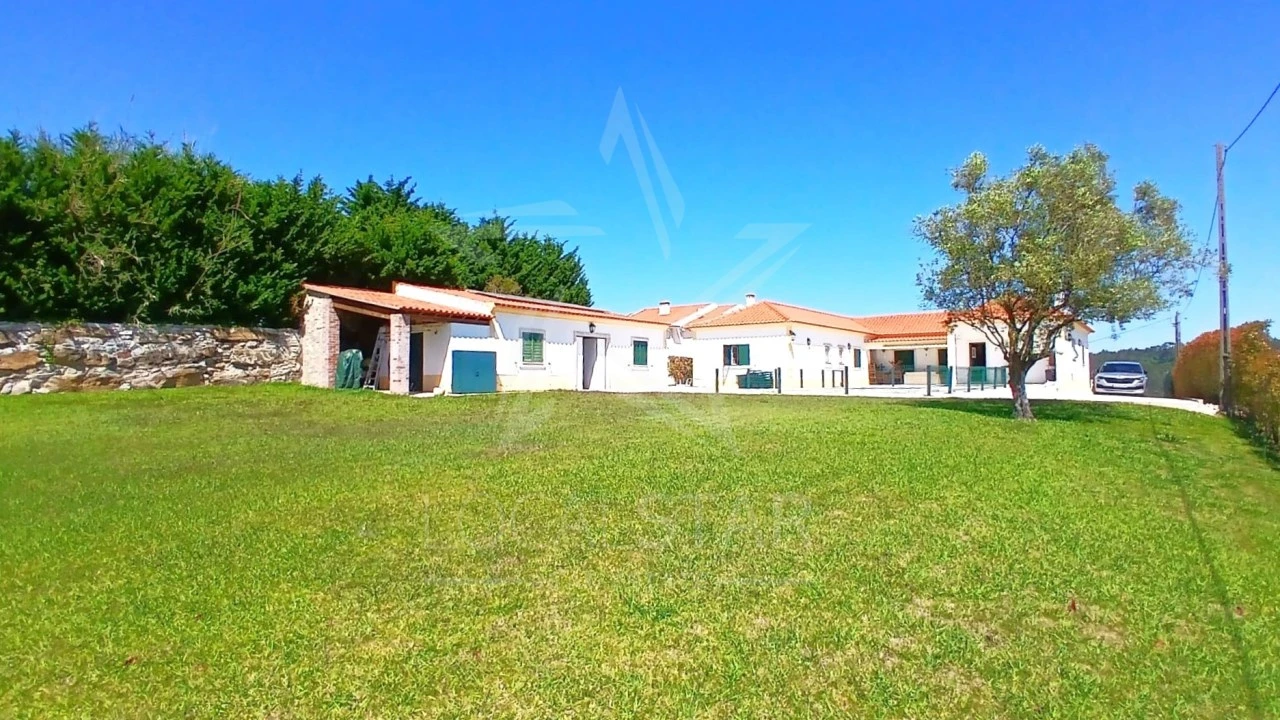 Moradia T4 para Venda em A dos Negros Foto 22