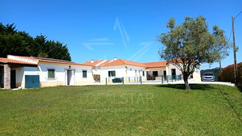 Moradia T4 para Venda em A dos Negros