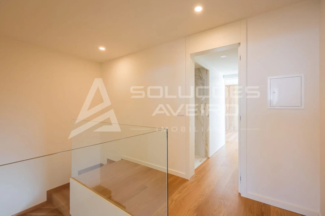 Apartamento T3 para Venda em Glória e Vera Cruz Foto 34