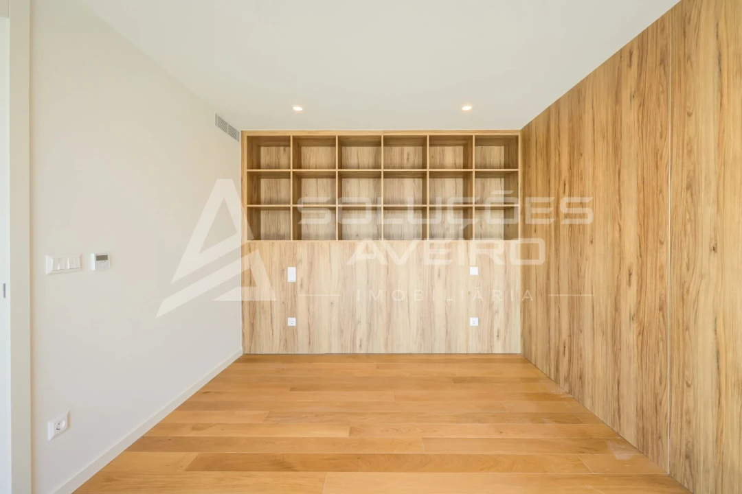 Apartamento T3 para Venda em Glória e Vera Cruz Foto 40