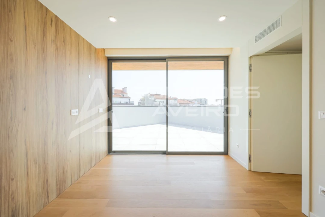 Apartamento T3 para Venda em Glória e Vera Cruz Foto 41