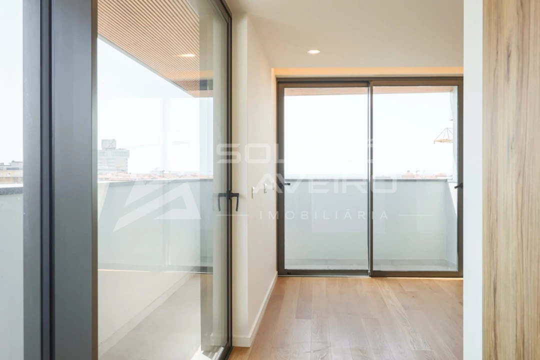 Apartamento T3 para Venda em Glória e Vera Cruz Foto 47
