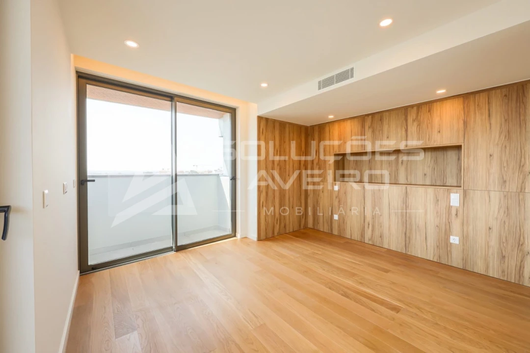 Apartamento T3 para Venda em Glória e Vera Cruz Foto 48