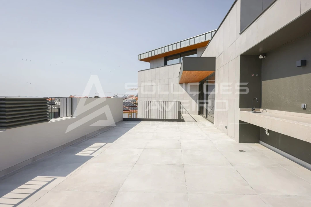 Apartamento T3 para Venda em Glória e Vera Cruz Foto 7