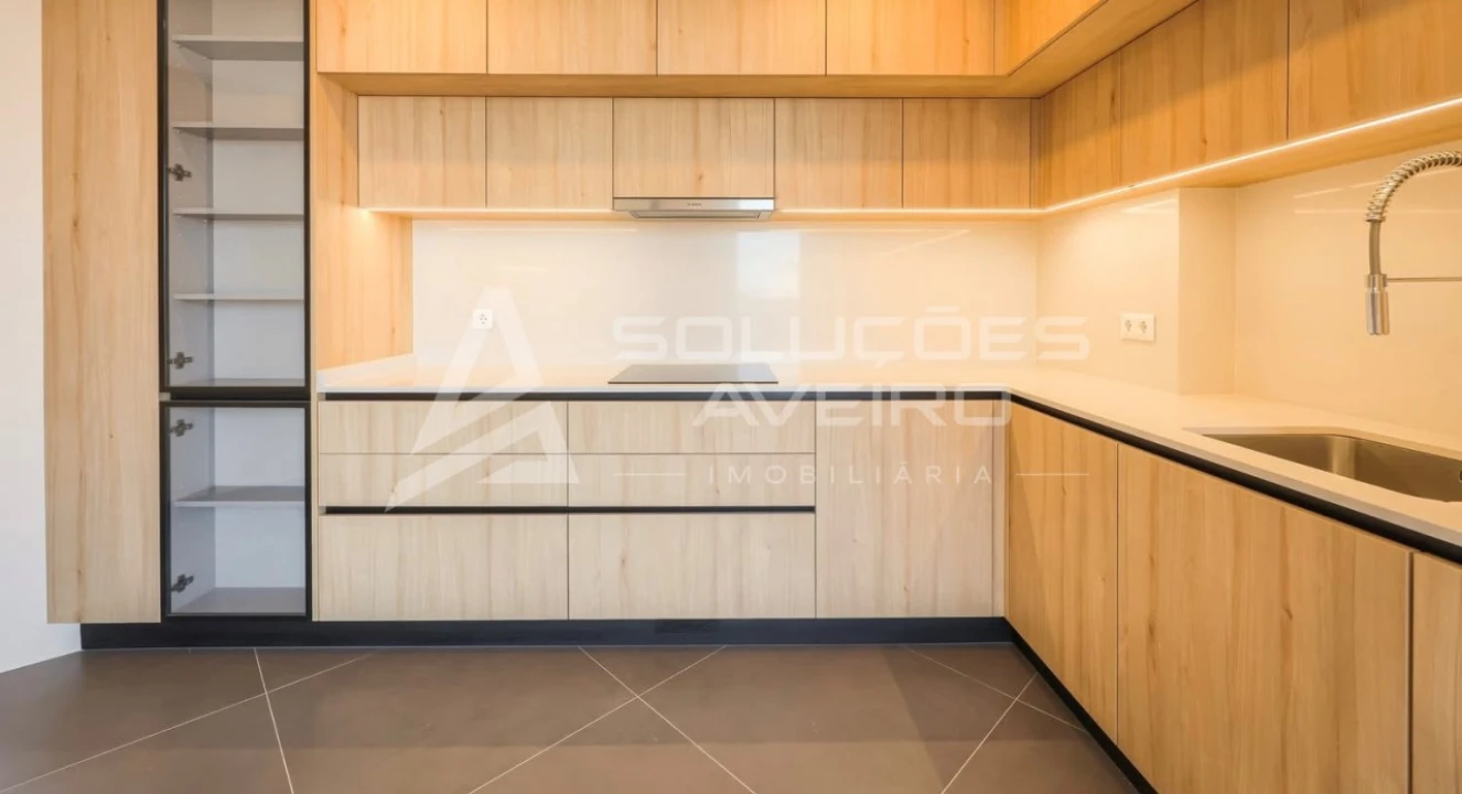Apartamento T3 para Venda em Glória e Vera Cruz Foto 17