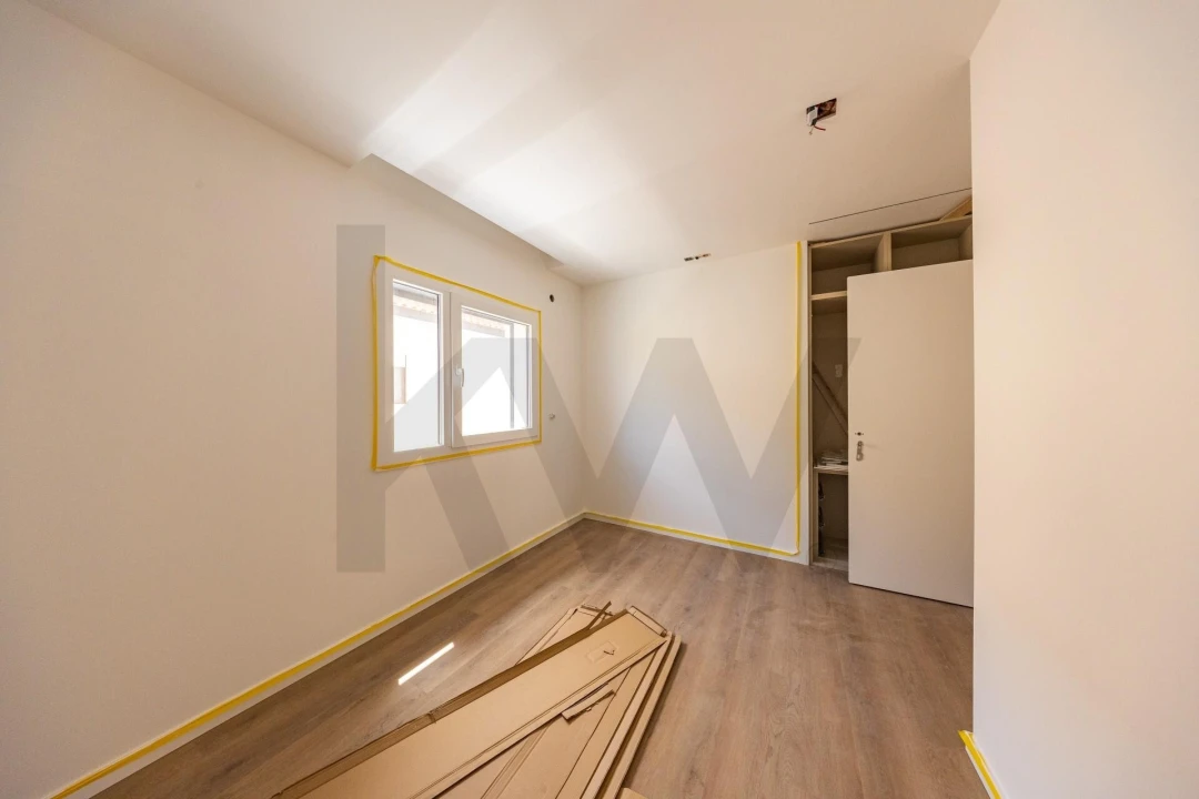 Apartamento T3 para Venda em São Domingos de Rana Foto 22