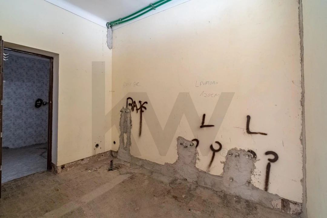 Prédio para Venda em Braga (São José de São Lázaro e São João do Souto) Foto 17