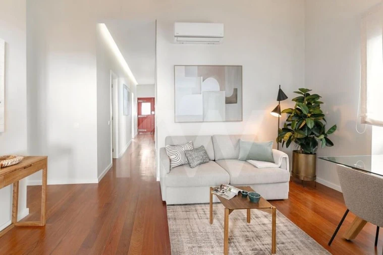 Moradia T3 para Venda em Carcavelos e Parede Foto 4