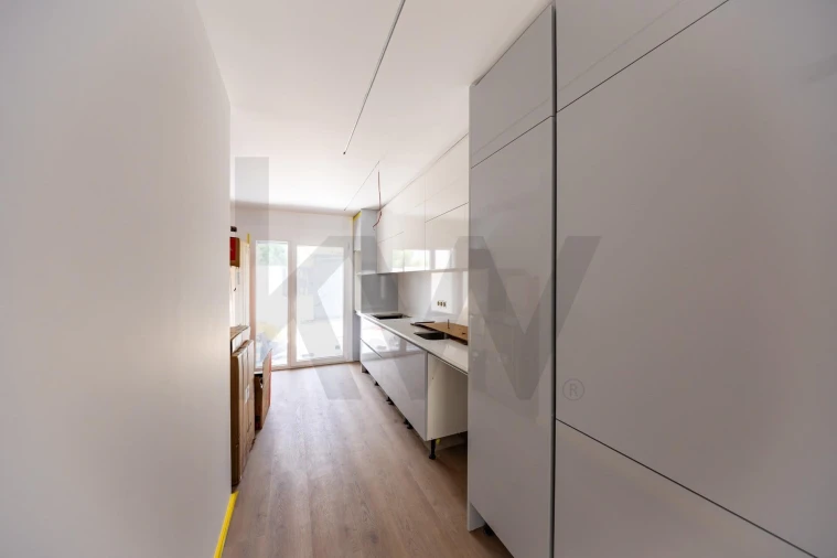 Apartamento T3 para Venda em São Domingos de Rana Foto 14