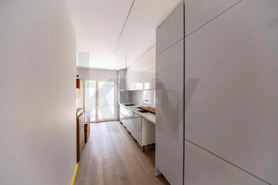 Apartamento T3 para Venda em São Domingos de Rana Foto 14