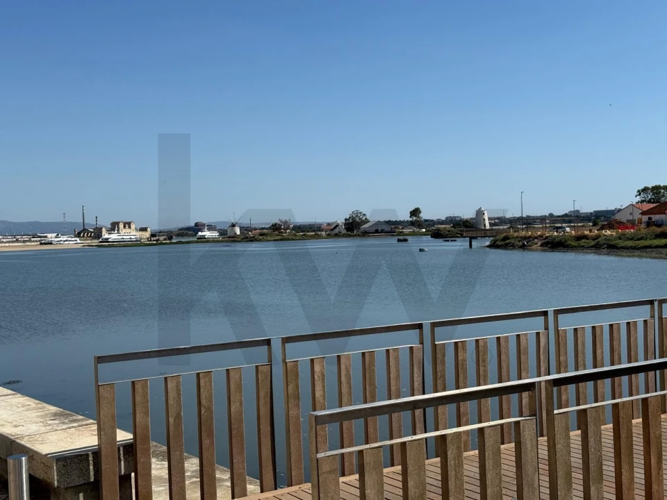 Apartamento T5 para Venda em Barreiro e Lavradio Foto 9