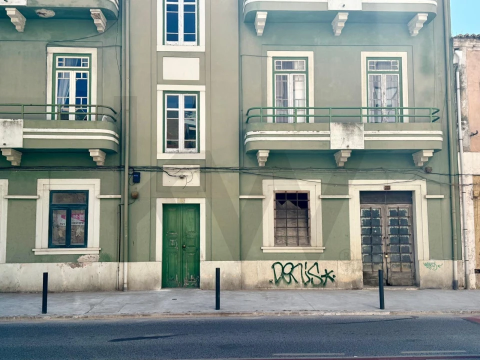 Apartamento T5 para Venda em Barreiro e Lavradio Foto 1