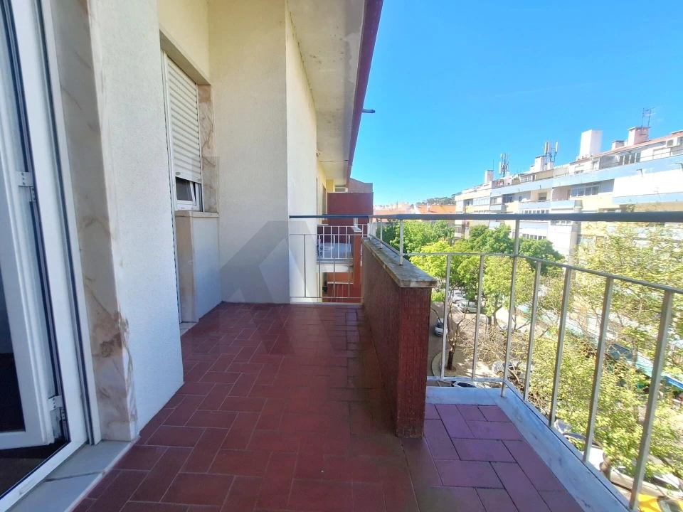 Apartamento T2 para Venda em Oeiras e São Julião da Barra, Paço de Arcos e Caxias Foto 8