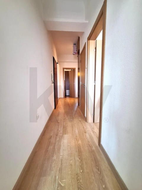 Apartamento T2 para Venda em Oeiras e São Julião da Barra, Paço de Arcos e Caxias