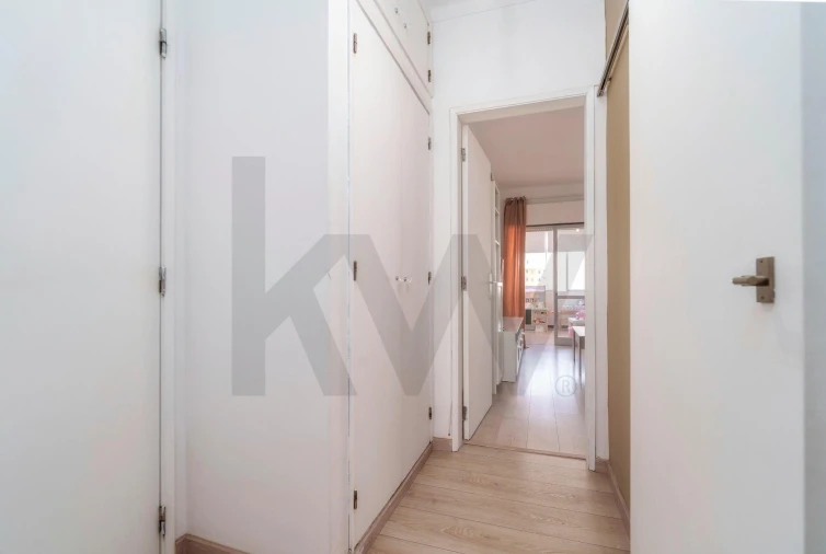 Apartamento T2 para Venda em Olhão Foto 17