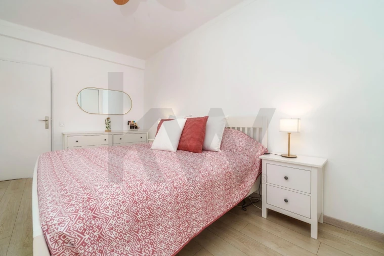 Apartamento T2 para Venda em Olhão Foto 15