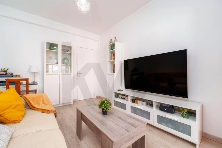 Apartamento T2 para Venda em Olhão Foto 11