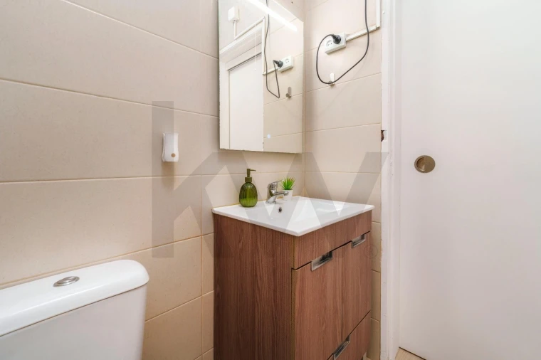 Apartamento T2 para Venda em Olhão Foto 13