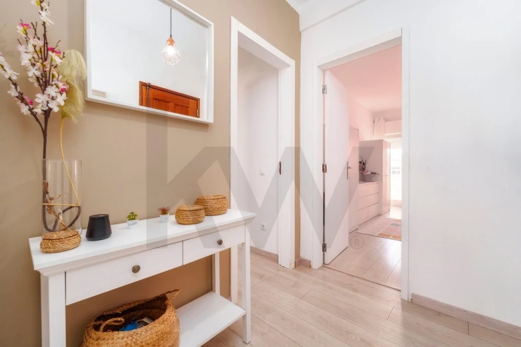 Apartamento T2 para Venda em Olhão Foto 7