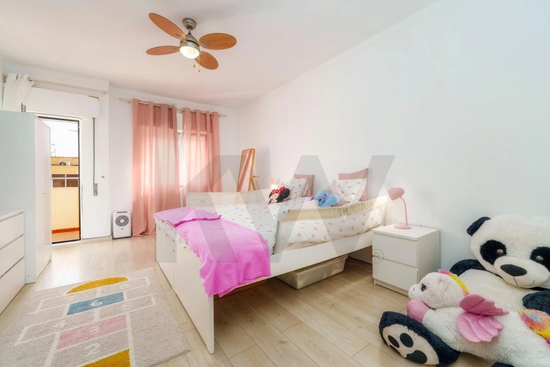 Apartamento T2 para Venda em Olhão Foto 8