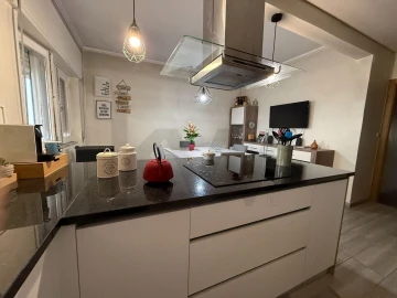 Apartamento T3 para Venda em Avelãs de Ambom e Rocamondo