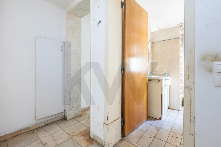 Apartamento T1 para Venda em Alcantara Foto 12