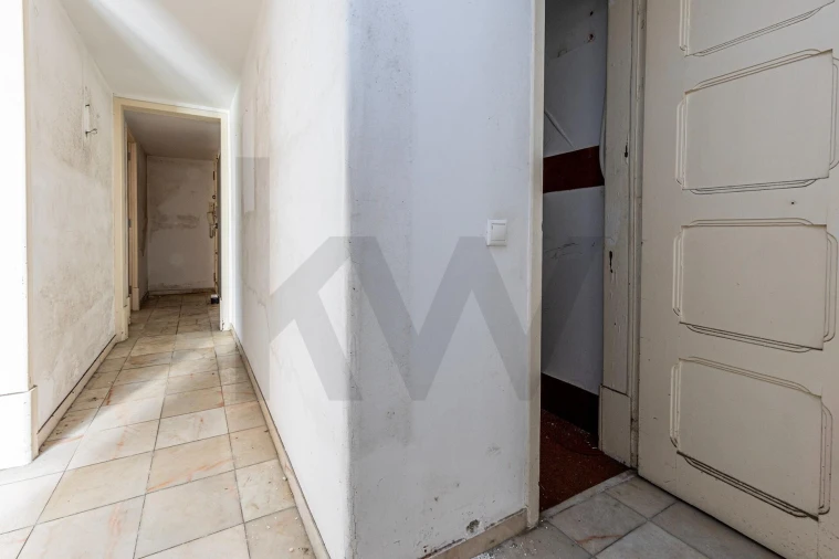 Apartamento T1 para Venda em Alcantara Foto 11