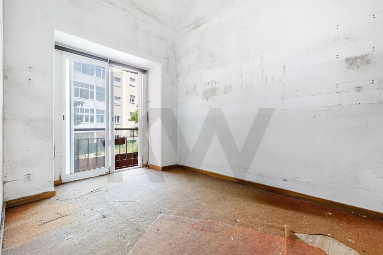 Apartamento T1 para Venda em Alcantara Foto 3