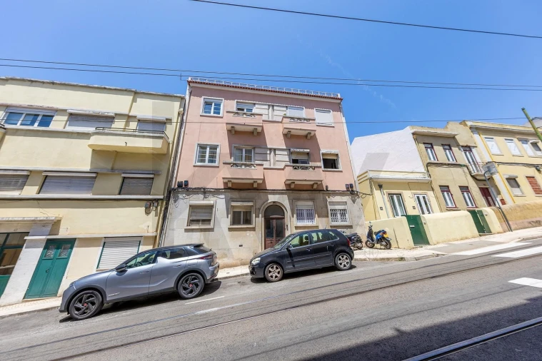 Apartamento T1 para Venda em Alcantara