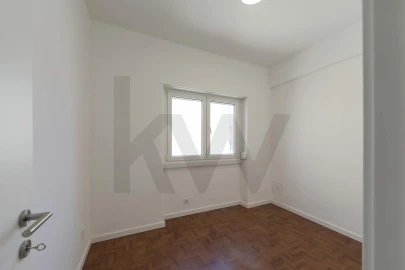 Apartamento T4 para Arrendamento em Alvalade