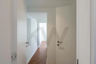 Apartamento T4 para Arrendamento em Alvalade