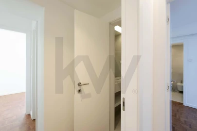 Apartamento T4 para Arrendamento em Alvalade