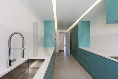 Apartamento T4 para Arrendamento em Alvalade