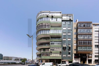 Apartamento T4 para Arrendamento em Alvalade