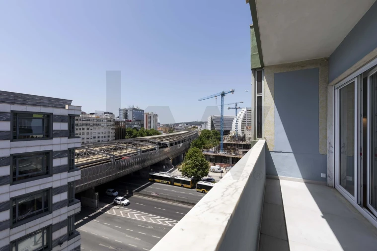 Apartamento T4 para Arrendamento em Alvalade Foto 5