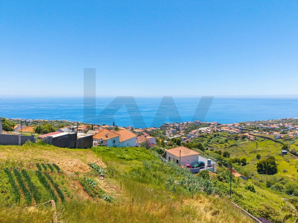 Terreno para Venda em Arco da Calheta Foto 10