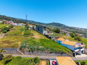 Terreno para Venda em Arco da Calheta