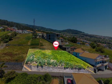 Terreno para Venda em Arco da Calheta