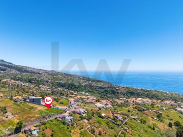Terreno para Venda em Arco da Calheta