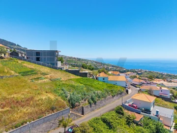 Terreno para Venda em Arco da Calheta