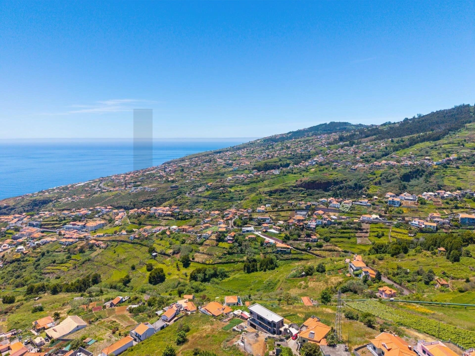 Terreno para Venda em Arco da Calheta Foto 13