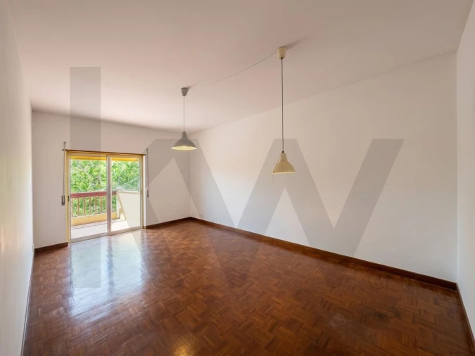 Apartamento T3 para Venda em Lumiar Foto 3