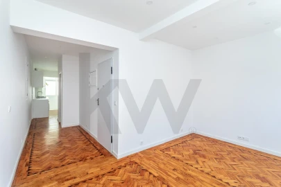 Apartamento T1 para Arrendamento em Estrela